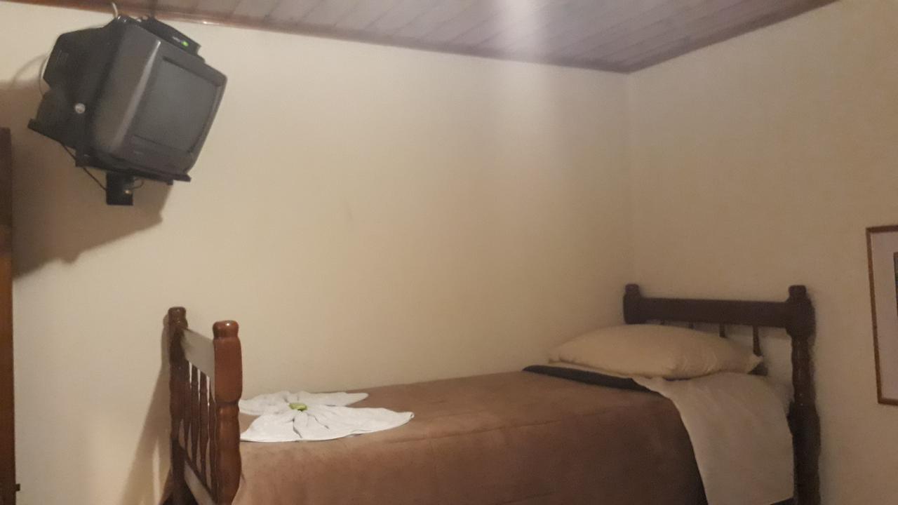 Nonna Mimi Estalagem